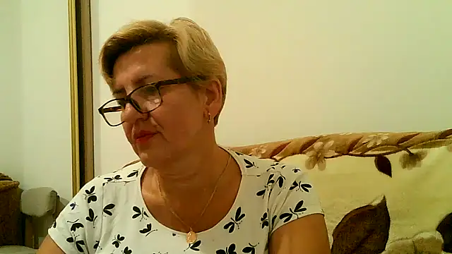 Dana4921 online show from September 2025 05:15:02 PM