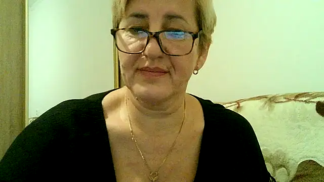 Dana4921 online show from November 2025 05:57:02 PM