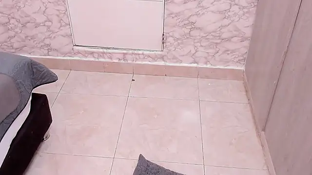 SASHA BROWNIE   online show from November 2025 08:08:01 PM