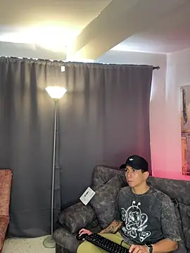 Snapshot of j_deex chatting on October 2025 03:34:01 PM j deex online show from October 2025 03:34:01 PM