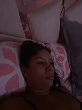 MarianaaSantos online show from April 2026 06:05:02 PM