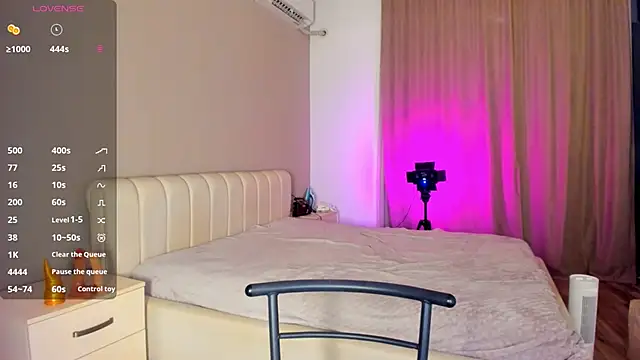 Clarity Yumi online show from November 2025 02:55:02 AM