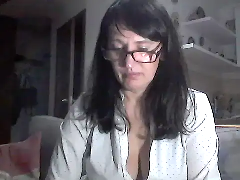 Elena48324 online show from March 2026 07:31:01 PM