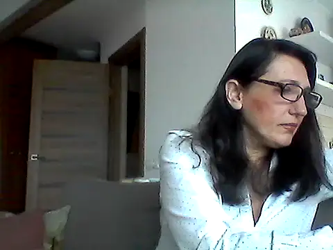Elena48324 online show from March 2026 07:57:01 AM