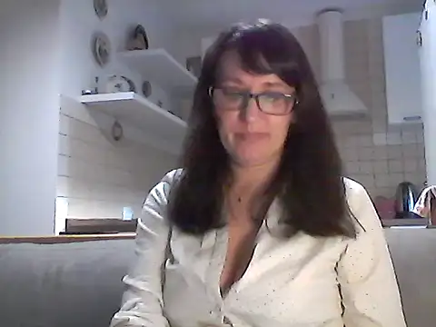 Elena48324 online show from May 2026 05:42:02 PM