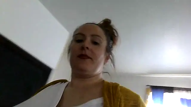 Snapshot of HarmonyRayWishes chatting on October 2025 03:35:01 PM HarmonyRayWishes online show from October 2025 03:35:01 PM