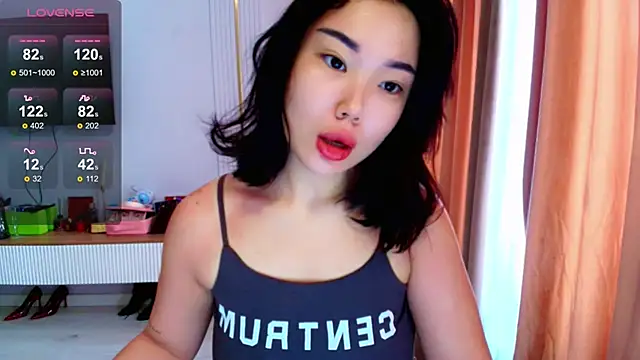 hwa rin online show from December 2025 07:36:02 AM