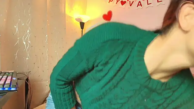 Dafne Mel online show from February 2026 04:02:02 PM