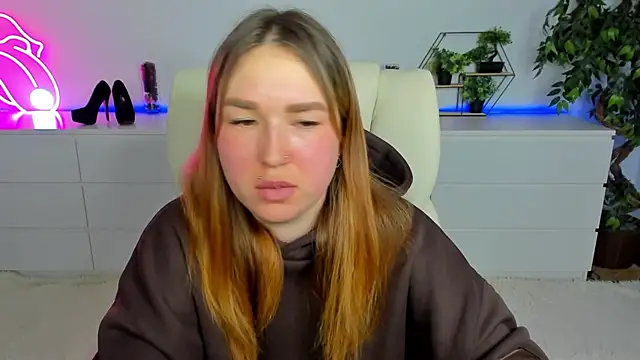 Sofii darling online show from February 2026 05:44:02 PM