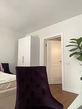 Snapshot of AmandaStoun chatting on April 2026 09:04:01 AM AmandaStoun online show from April 2026 09:04:01 AM