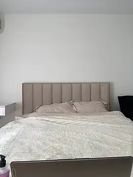 Snapshot of AmandaStoun chatting on April 2026 09:38:01 AM AmandaStoun online show from April 2026 09:38:01 AM