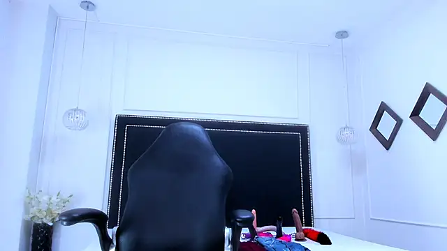 Snapshot of Ariana_costa chatting on September 2025 01:49:02 PM Ariana costa online show from September 2025 01:49:02 PM