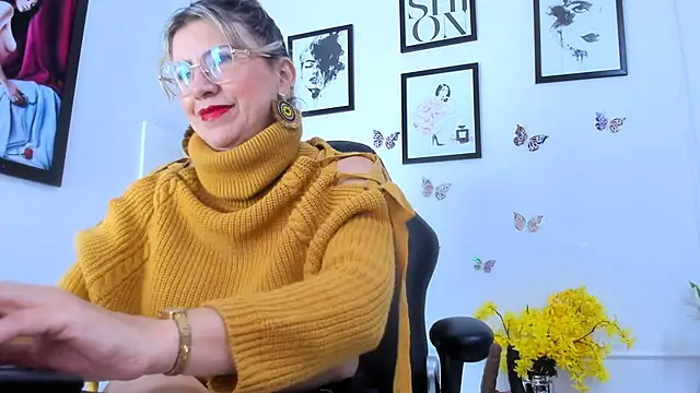 Snapshot of Ariana_costa chatting on December 2025 02:03:01 PM Ariana costa online show from December 2025 02:03:01 PM