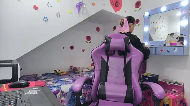 soffy rosses online show from October 2025 03:58:02 AM