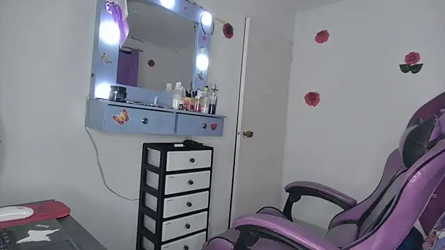 soffy rosses online show from April 2026 04:27:01 AM