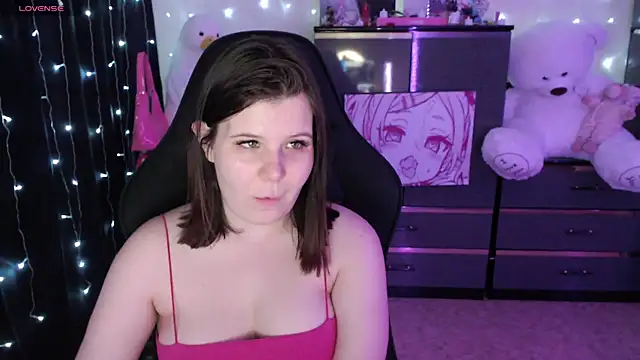 AmyVibess online show from December 2025 08:48:02 PM