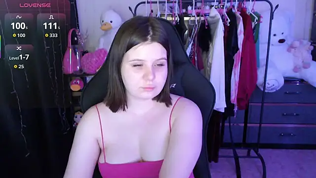 Snapshot of AmyVibess chatting on April 2026 08:02:02 PM AmyVibess online show from April 2026 08:02:02 PM