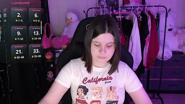 Snapshot of AmyVibess chatting on April 2026 06:10:02 PM AmyVibess online show from April 2026 06:10:02 PM
