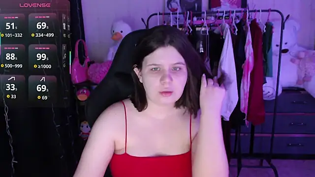 Snapshot of AmyVibess chatting on May 2026 06:03:01 PM AmyVibess online show from May 2026 06:03:01 PM