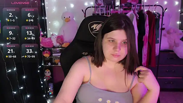Snapshot of AmyVibess chatting on June 2026 07:03:02 PM AmyVibess online show from June 2026 07:03:02 PM