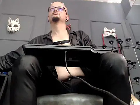 Snapshot of zain_kreigger chatting on October 2025 01:09:01 PM zain kreigger online show from October 2025 01:09:01 PM