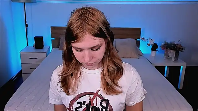 Snapshot of Iris_Rain chatting on October 2025 10:35:02 AM Iris Rain online show from October 2025 10:35:02 AM