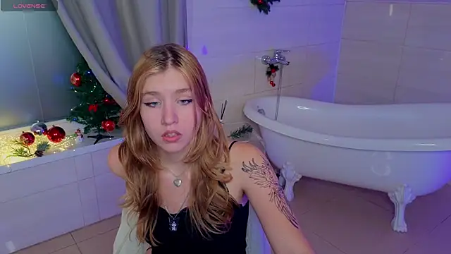 Snapshot of Iris_Rain chatting on November 2025 10:19:01 AM Iris Rain online show from November 2025 10:19:01 AM