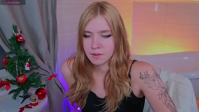 Snapshot of Iris_Rain chatting on December 2025 10:08:02 AM Iris Rain online show from December 2025 10:08:02 AM