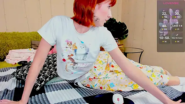 Snapshot of flatter-shy chatting on October 2025 10:25:01 AM flatter-shy online show from October 2025 10:25:01 AM