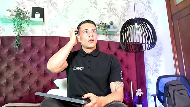 Dustin Sonne online show from April 2026 03:36:02 AM