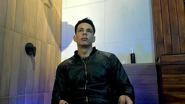 Dustin Sonne online show from July 2026 03:20:02 AM