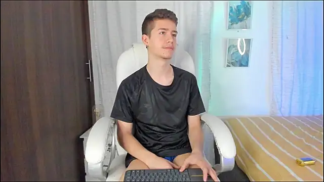 Snapshot of ThiagooJames chatting on September 2025 12:54:01 AM ThiagooJames online show from September 2025 12:54:01 AM