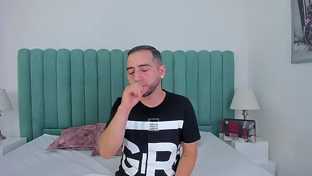 Lushian  online show from November 2025 02:50:01 PM