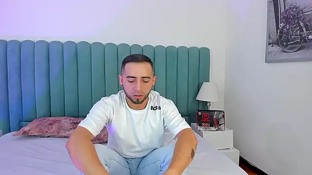 Snapshot of Lushian_ chatting on March 2026 04:46:01 PM Lushian online show from March 2026 04:46:01 PM