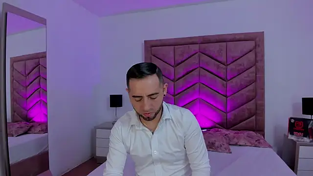 Snapshot of Lushian_ chatting on July 2026 04:35:01 PM Lushian online show from July 2026 04:35:01 PM