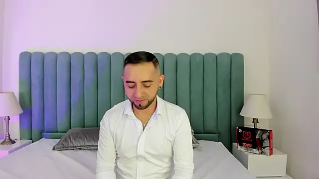Snapshot of Lushian_ chatting on July 2026 02:53:01 PM Lushian online show from July 2026 02:53:01 PM
