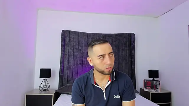 Snapshot of Lushian_ chatting on July 2026 04:23:02 PM Lushian online show from July 2026 04:23:02 PM