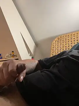 Tholel420 online show from April 2026 09:49:02 PM