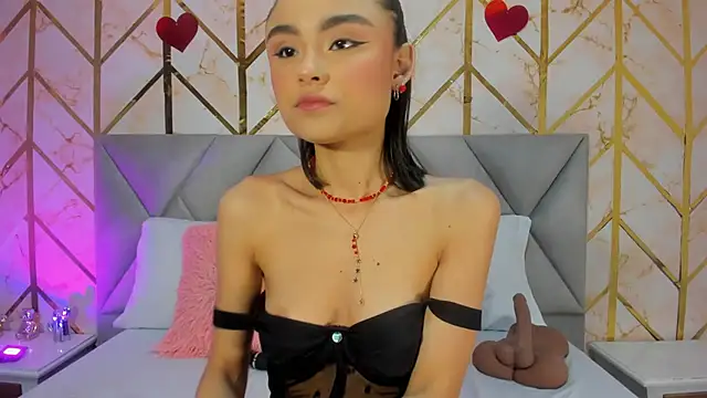 Snapshot of Cassidy_14 chatting on April 2026 08:11:02 PM Cassidy 14 online show from April 2026 08:11:02 PM