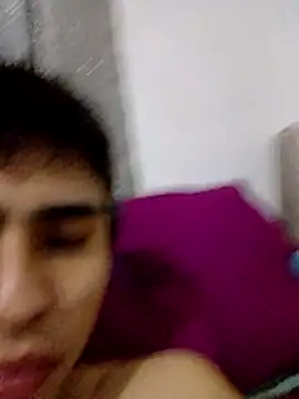 Snapshot of RSantilMorgt chatting on March 2026 08:10:01 AM RSantilMorgt online show from March 2026 08:10:01 AM