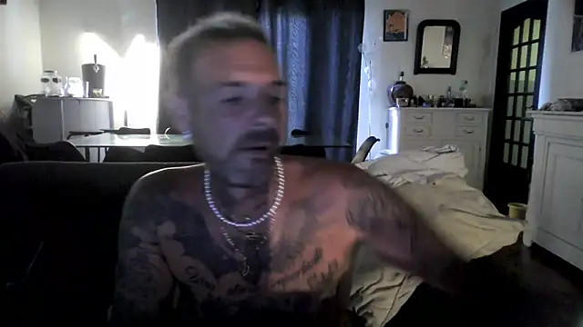 Snapshot of soumisdeblake83 chatting on June 2026 07:16:02 AM soumisdeblake83 online show from June 2026 07:16:02 AM