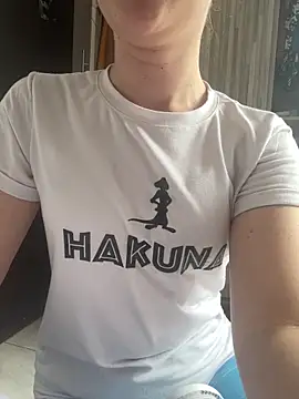 Megan colsom online show from October 2025 05:36:02 PM