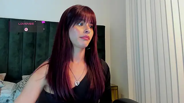 valerieMattson online show from December 2025 06:14:01 PM