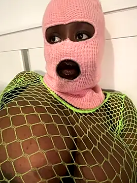 Snapshot of bustyblackebony chatting on October 2025 06:52:01 PM bustyblackebony online show from October 2025 06:52:01 PM