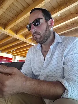 BrunJulienMetis online show from April 2026 08:26:02 AM