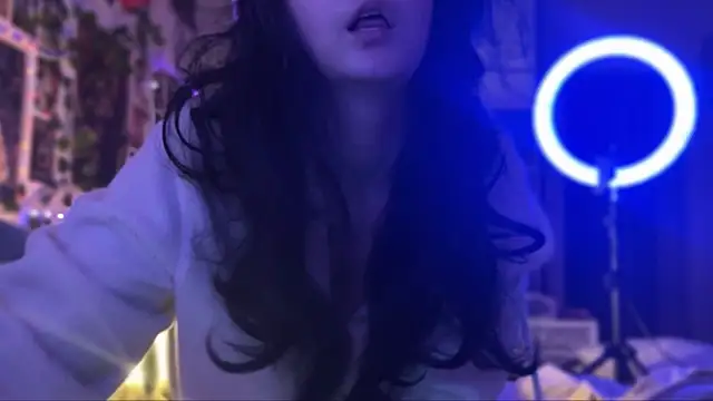 nikoli naw online show from October 2025 09:35:02 PM