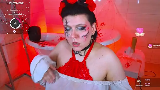 bluelunaray online show from October 2025 03:57:02 PM