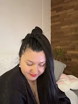 Snapshot of Liza_Will chatting on May 2026 10:20:02 AM Liza Will online show from May 2026 10:20:02 AM