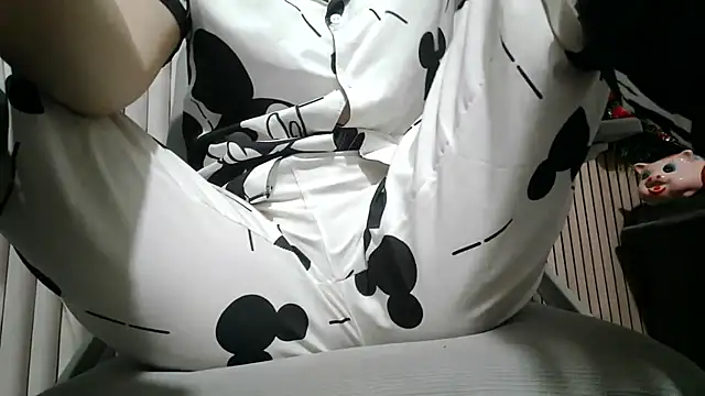 Emachiii online show from March 2026 11:08:01 PM