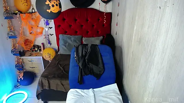 Snapshot of karina__milff chatting on October 2025 04:38:01 AM karina milff online show from October 2025 04:38:01 AM